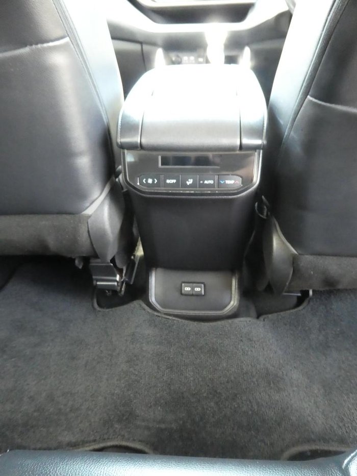 2022 Toyota Kluger GX