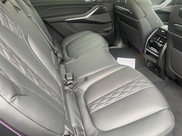 2025 BMW X7 xDrive40i M Sport