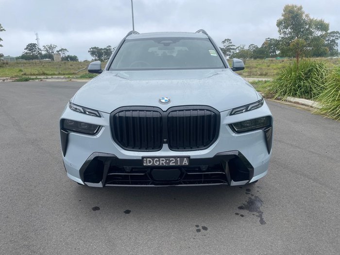 2025 BMW X7 xDrive40i M Sport