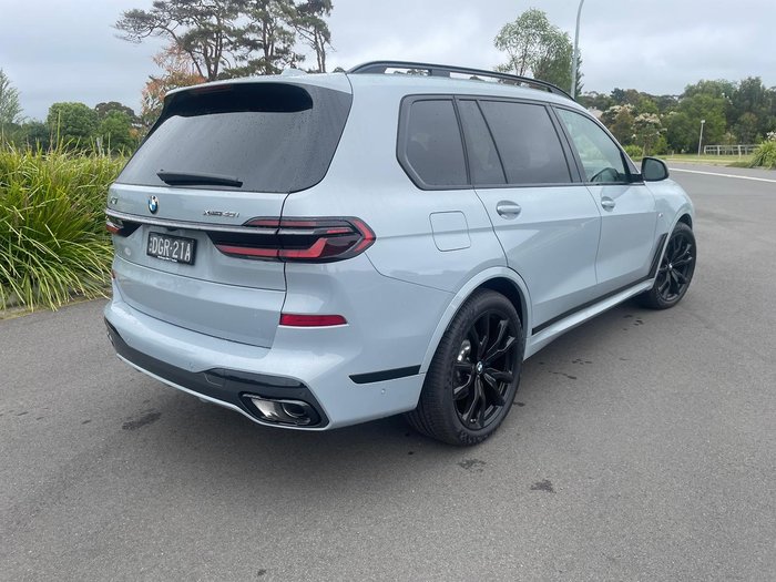 2025 BMW X7 xDrive40i M Sport