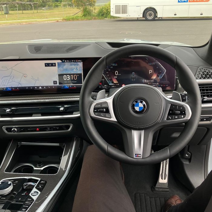 2025 BMW X7 xDrive40i M Sport