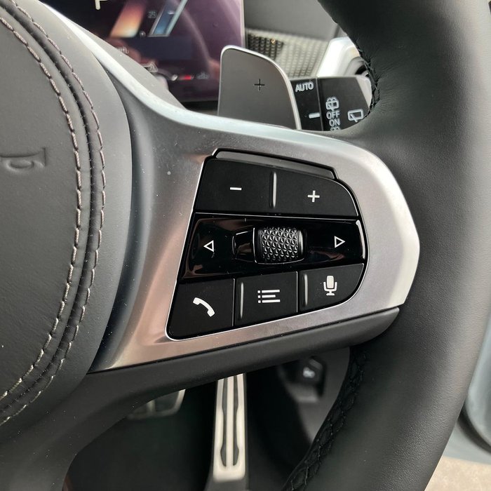 2025 BMW X7 xDrive40i M Sport