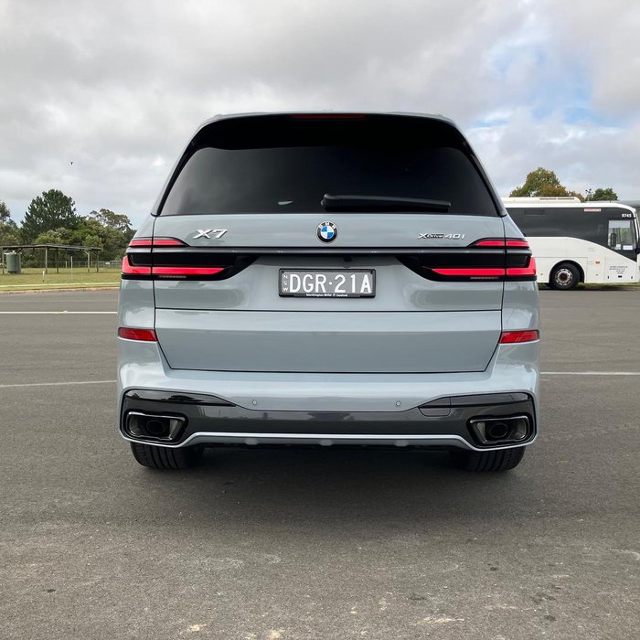 2025 BMW X7 xDrive40i M Sport