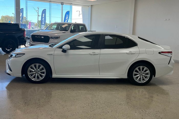 2020 Toyota Camry Ascent