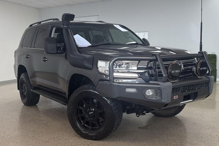 2020 Toyota Landcruiser VX