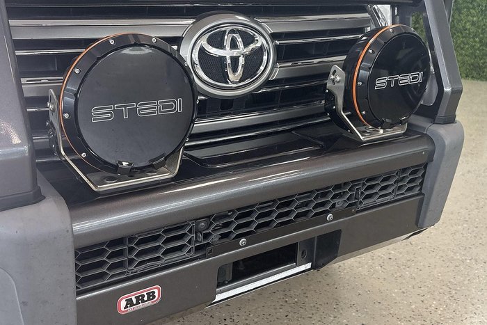 2020 Toyota Landcruiser VX