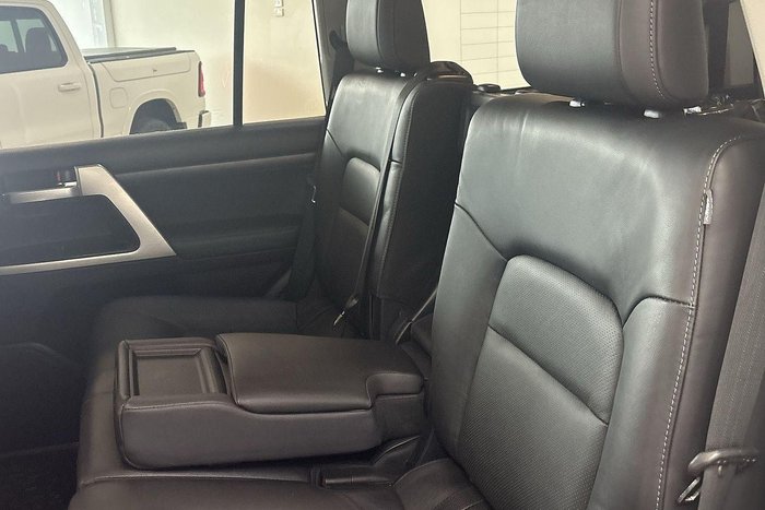 2020 Toyota Landcruiser VX