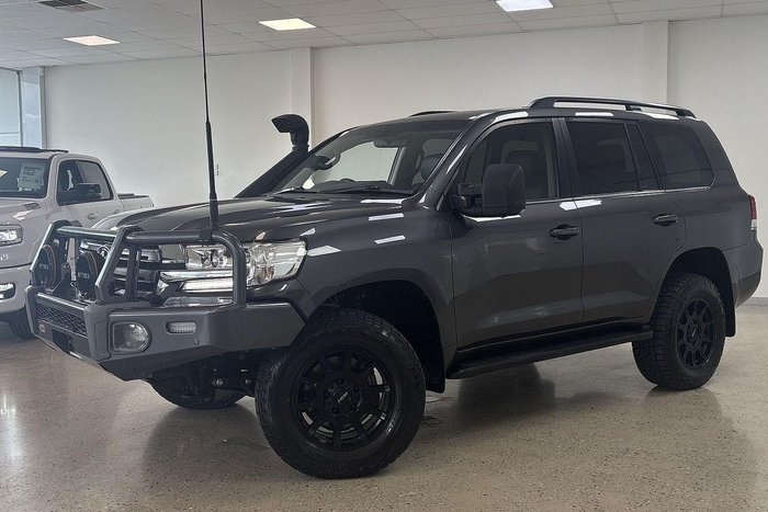 2020 Toyota Landcruiser VX