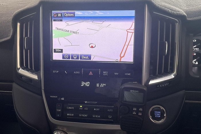 2020 Toyota Landcruiser VX