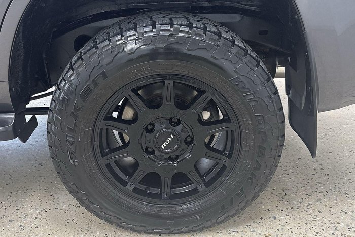 2020 Toyota Landcruiser VX