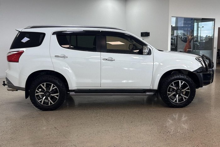 2020 Isuzu MU-X LS-U