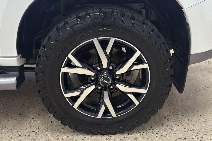 2020 Isuzu MU-X LS-U