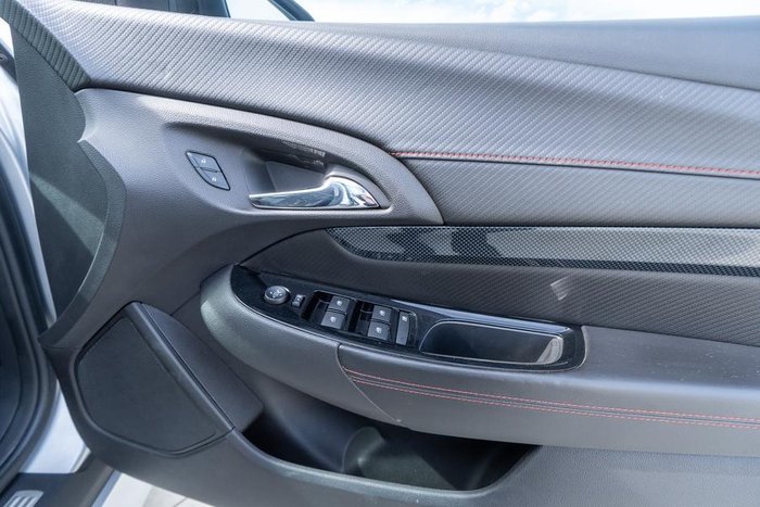 2016 Holden Commodore SV6 Black