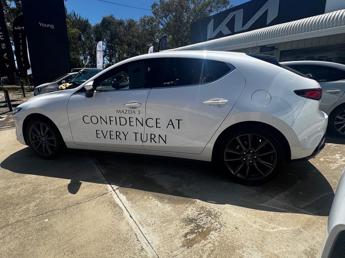 2025 Mazda 3 G20 Evolve