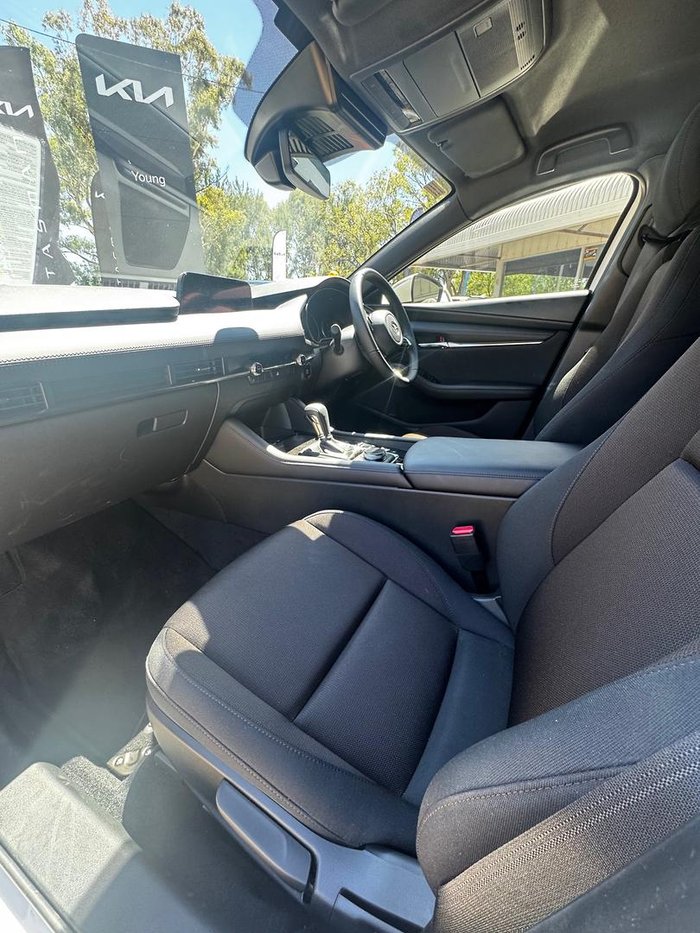 2025 Mazda 3 G20 Evolve