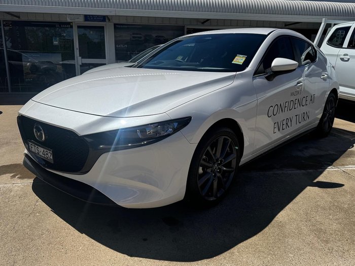 2025 Mazda 3 G20 Evolve