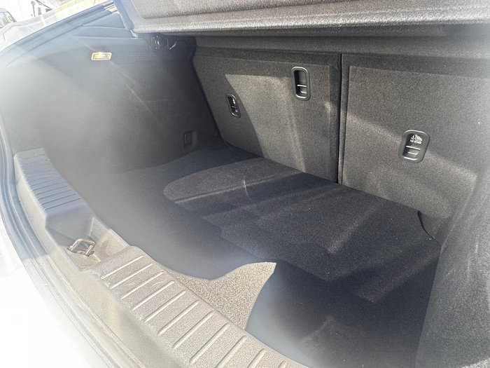 2025 Mazda 3 G20 Evolve