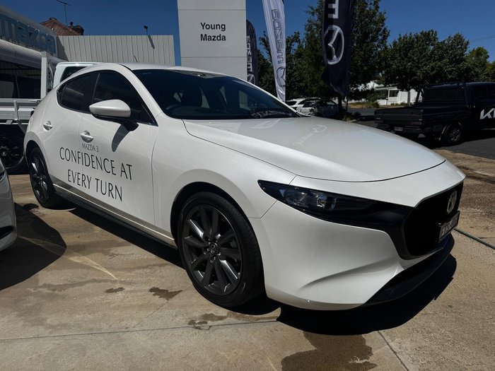 2025 Mazda 3 G20 Evolve