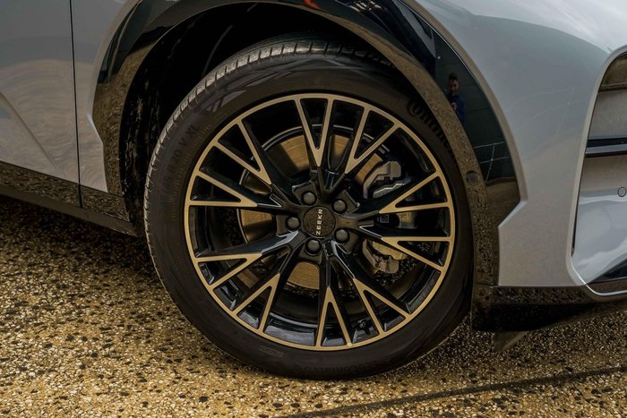 2024 Zeekr X AWD