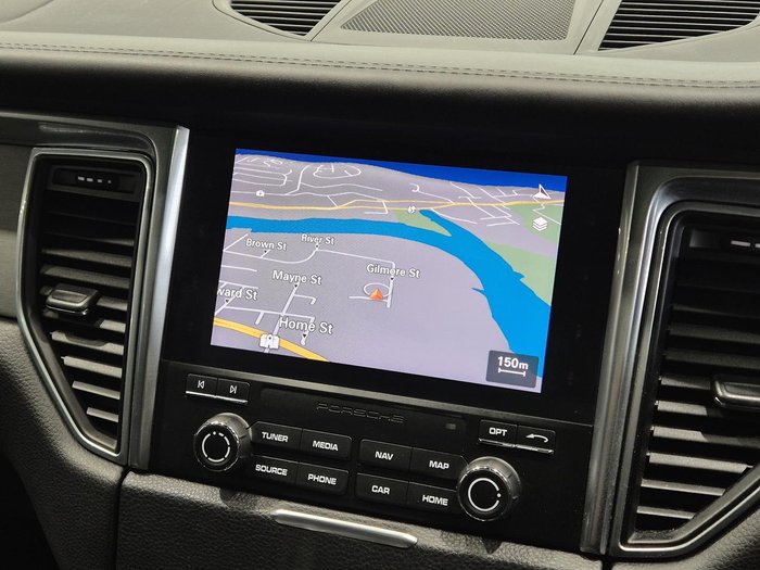 2017 Porsche Macan Turbo