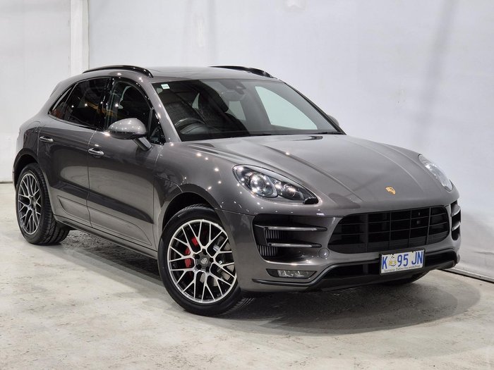 2017 Porsche Macan