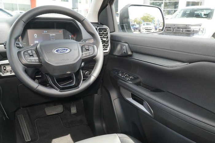 2025 Ford Everest Trend