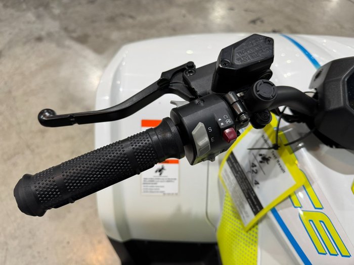 2025 CFMOTO C FORCE EV110 WHITE