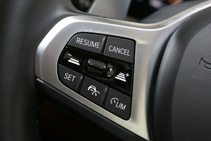 2023 BMW 3 Series 330i M Sport