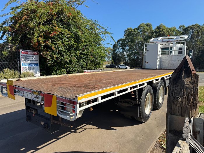 2011 Isuzu F Series FVZ 1400 WHITE