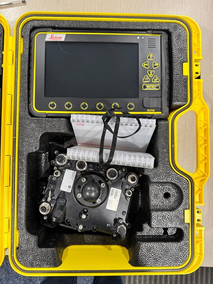 Leica MCP80 Grader GPS MC1 Kit