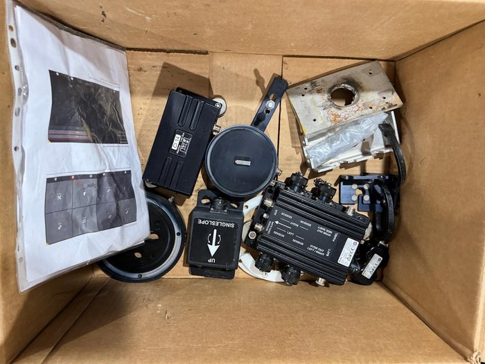 Leica MCP80 Grader GPS MC1 Kit