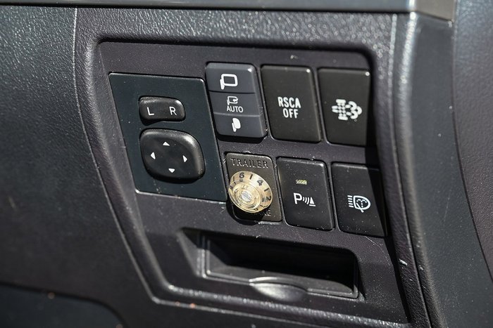2018 Toyota Landcruiser VX