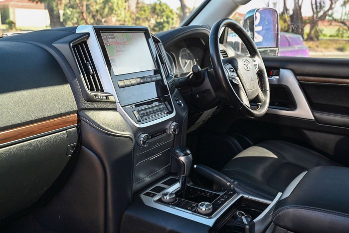 2018 Toyota Landcruiser VX