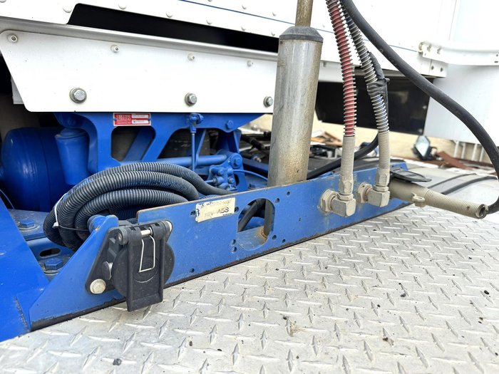 2018 Kenworth T909 Prime Mover 