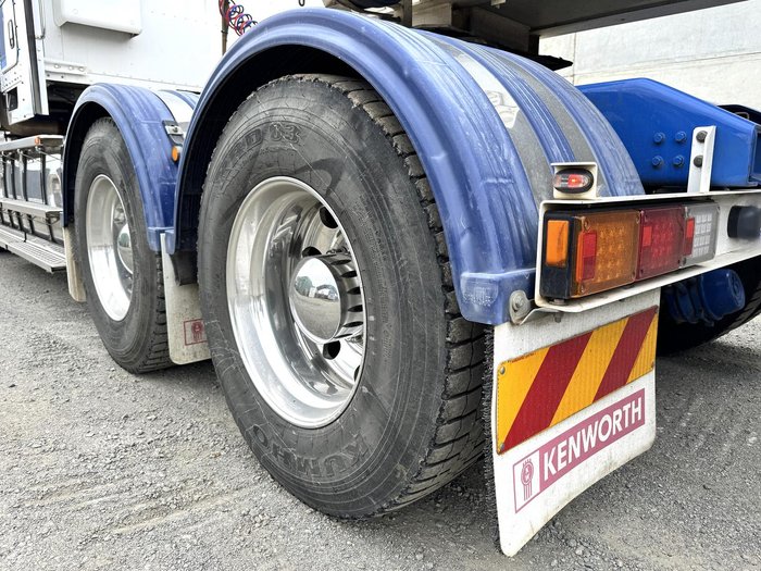 2018 Kenworth T909 Prime Mover 