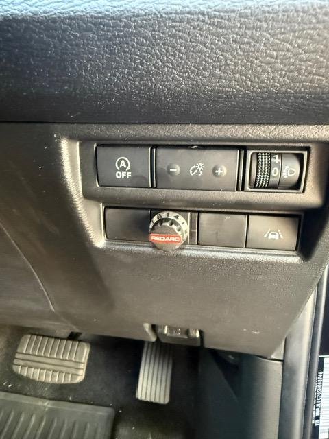 2025 Mitsubishi Triton GLX-R