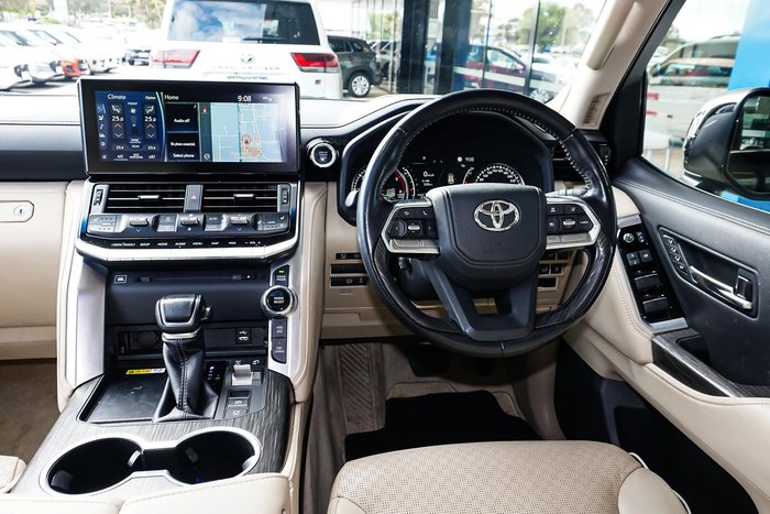 2022 Toyota Landcruiser Sahara ZX