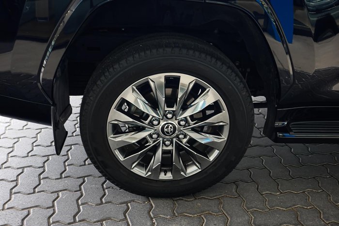 2022 Toyota Landcruiser Sahara ZX