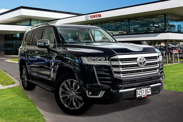 2022 Toyota Landcruiser Sahara ZX