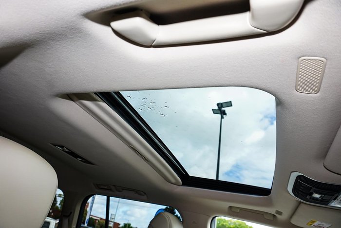 2022 Toyota Landcruiser Sahara ZX