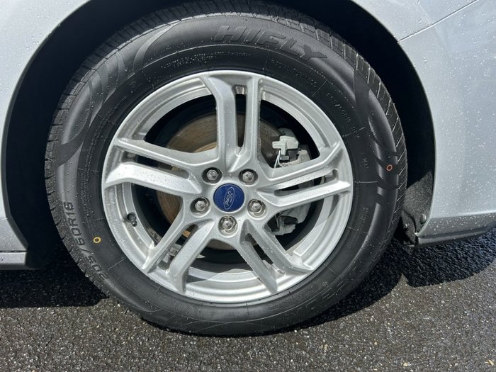 2019 FORD FOCUS TREND