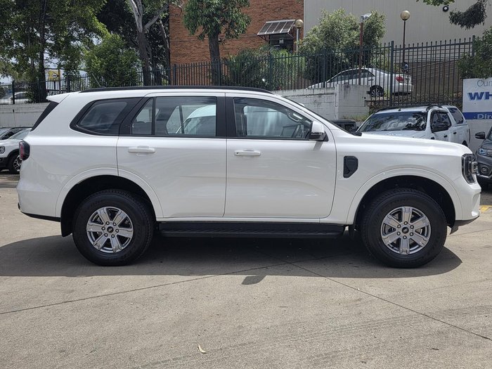 2025 Ford Everest Ambiente