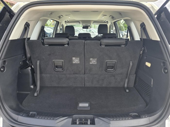 2025 Ford Everest Ambiente