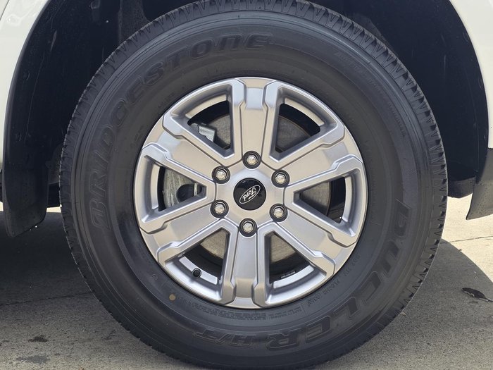 2025 Ford Everest Ambiente