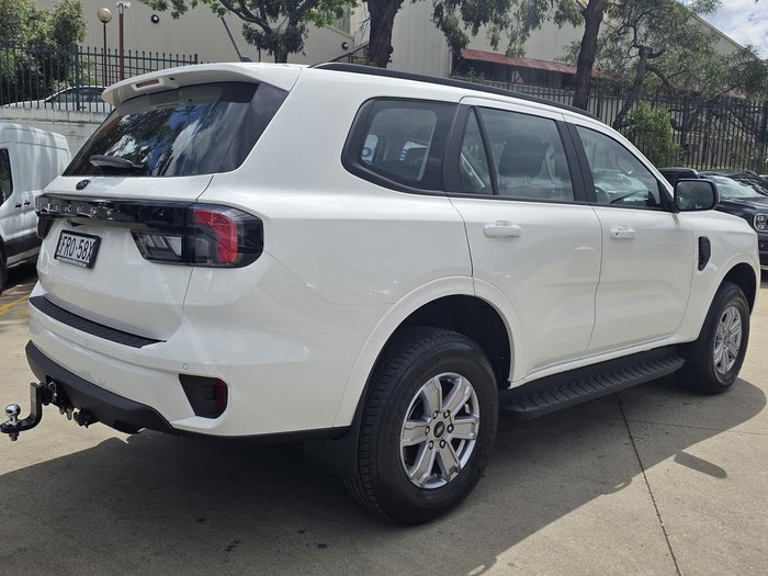 2025 Ford Everest Ambiente