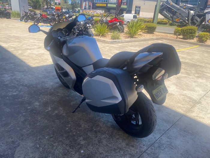 2006 Triumph SPRINT ST (ABS)