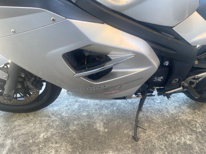 2006 Triumph SPRINT ST (ABS)