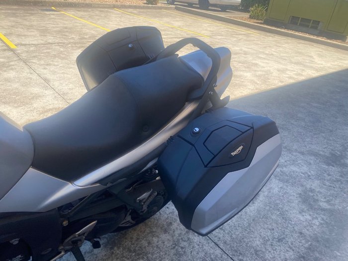 2006 Triumph SPRINT ST (ABS)