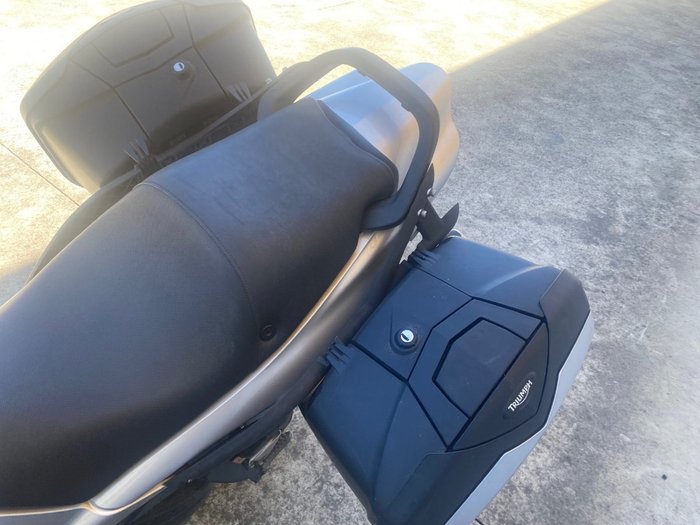 2006 Triumph SPRINT ST (ABS)