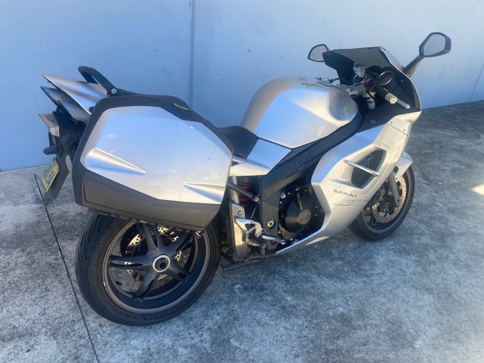 2006 Triumph SPRINT ST (ABS)